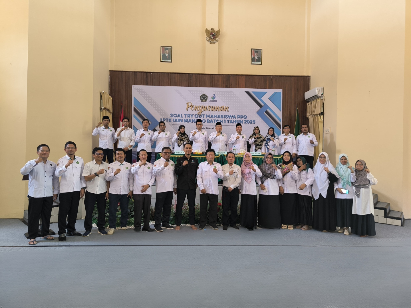 Rektor IAIN Manado Resmikan Penyusunan Soal Try Out Mahasiswa PPG Batch 1 Tahun 2025