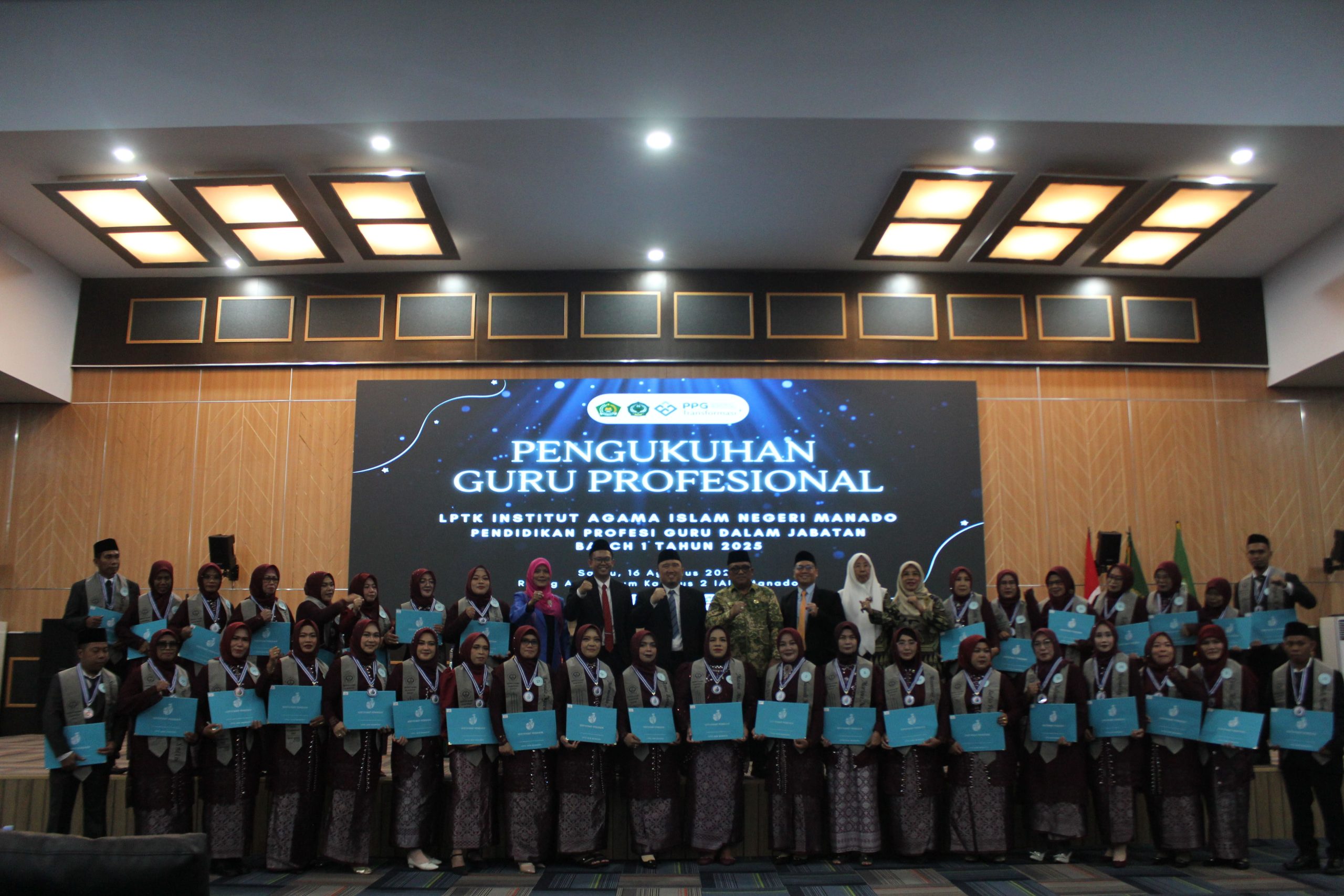 Momentum Bersejarah, IAIN Manado Kukuhkan Guru Profesional PPG Batch 1 Tahun 2025