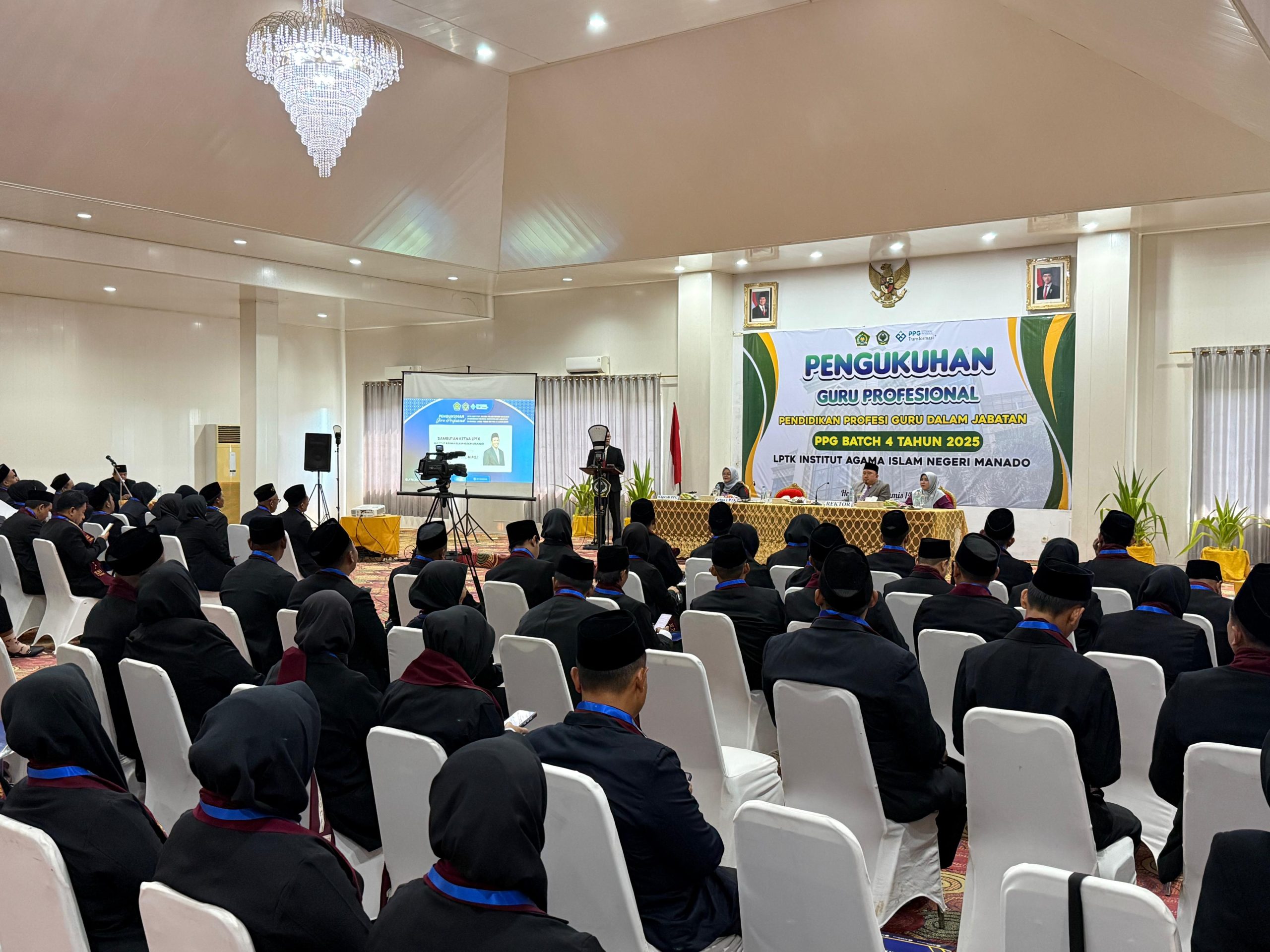 LPTK IAIN Manado Kukuhkan Guru Profesional Wilayah Jatim, Tekankan Pendidikan Karakter