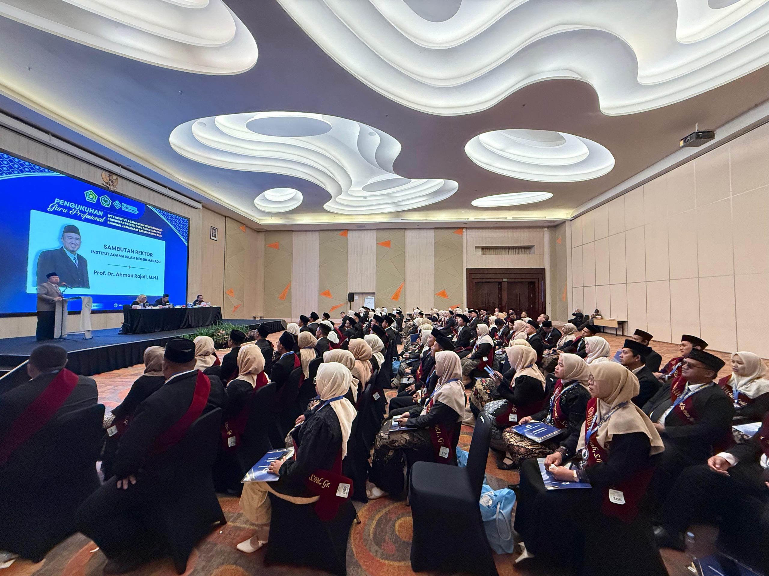 Pengukuhan Guru Profesional Regional Jabar, IAIN Manado Tegaskan Peran Guru Profesional dalam Membangun Karakter Bangsa